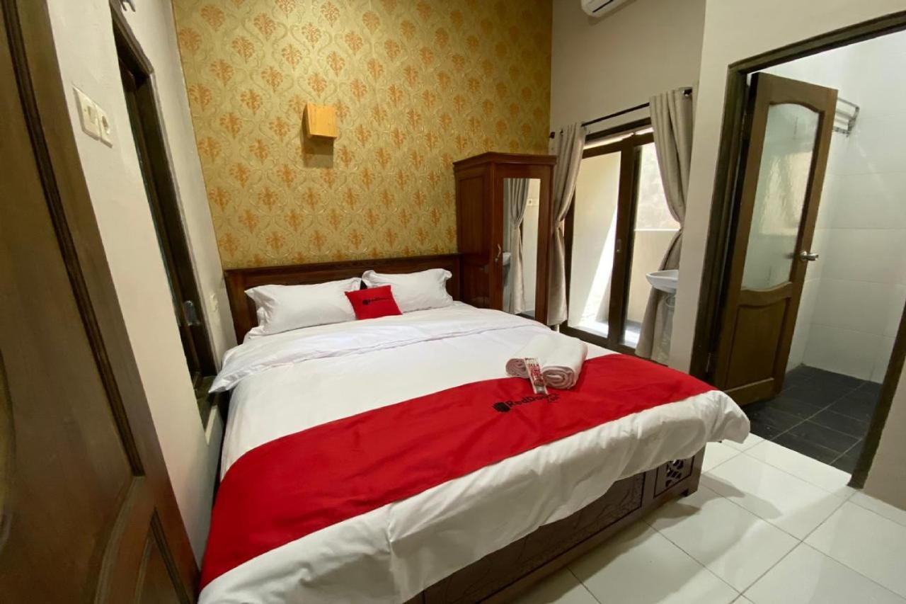 מלון Reddoorz Near Mojokerto Train Station מראה חיצוני תמונה